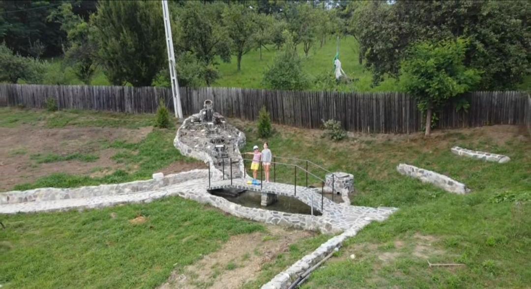 Appartamento La Curtea Argeseana Valea Iasului Esterno foto