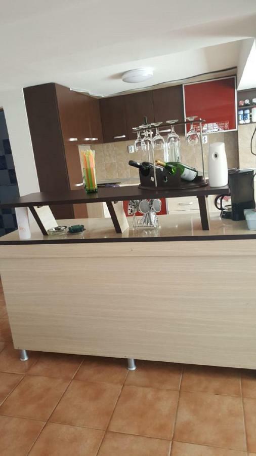 Appartamento La Curtea Argeseana Valea Iasului Esterno foto